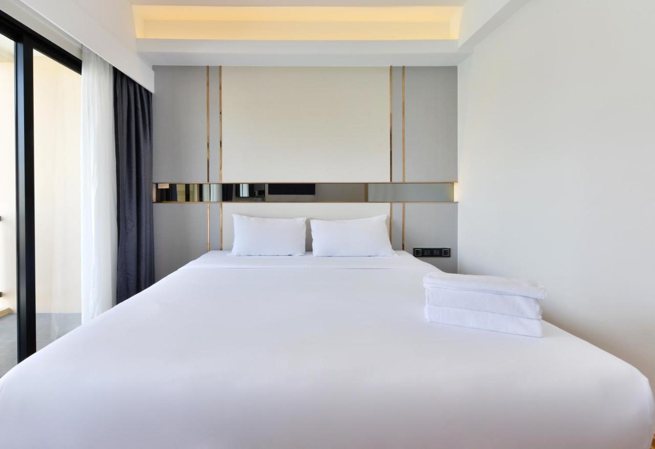 Superior Double or Twin Room with Pool View