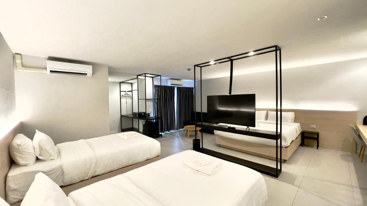 Standard Family Room 4