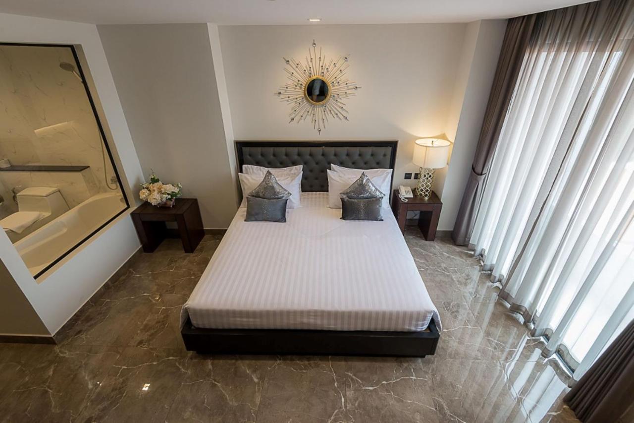 Deluxe Double Room with Bath