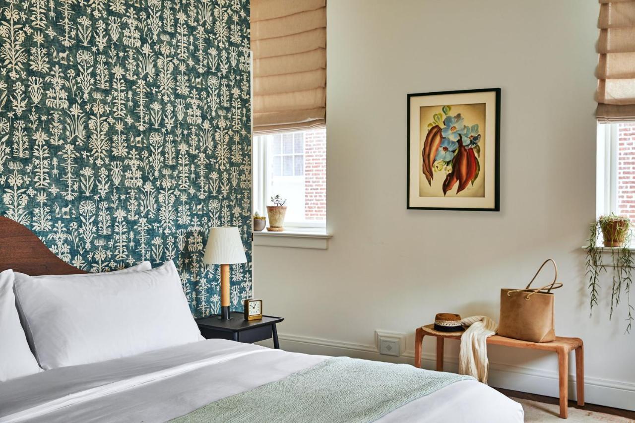One Bedroom Premier