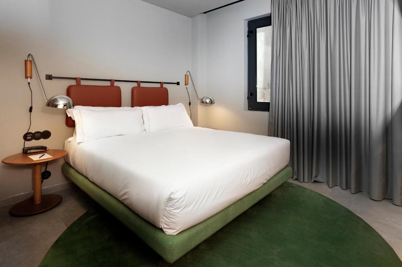 Duplex Room