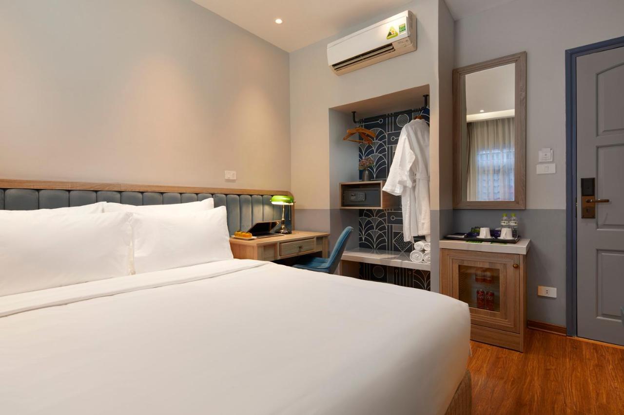 Standard  Double Room with No Window