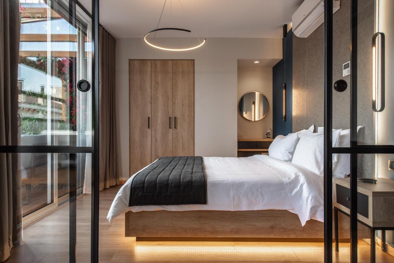 Suite with Hot Tub
