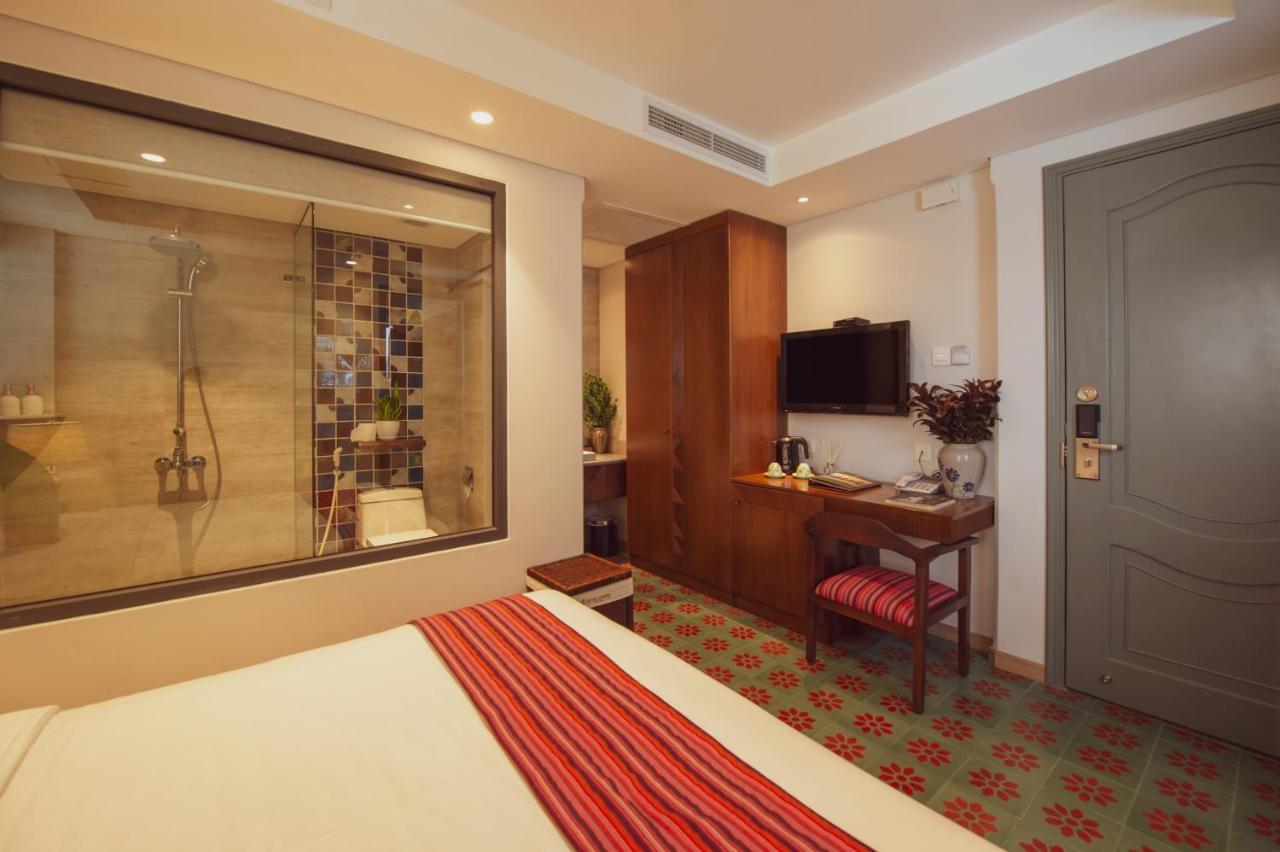 Deluxe Double Room + Afternoon Tea On Rooftop,1310348317:JPEG