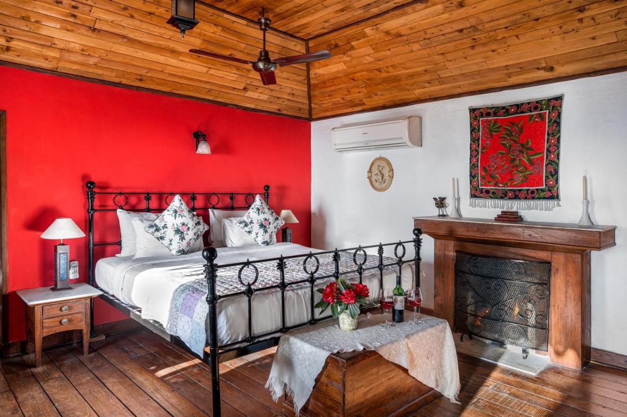 Rhododendron Suite,1313673256:JPEG