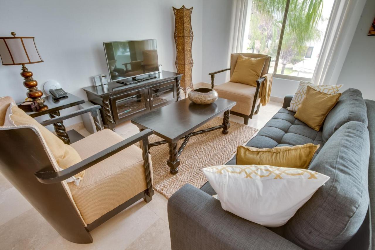 Three-Bedroom Terrazas Luxury Villa