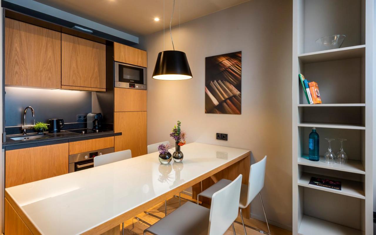 One-Bedroom Apartment (2 Adults + 1 Child)