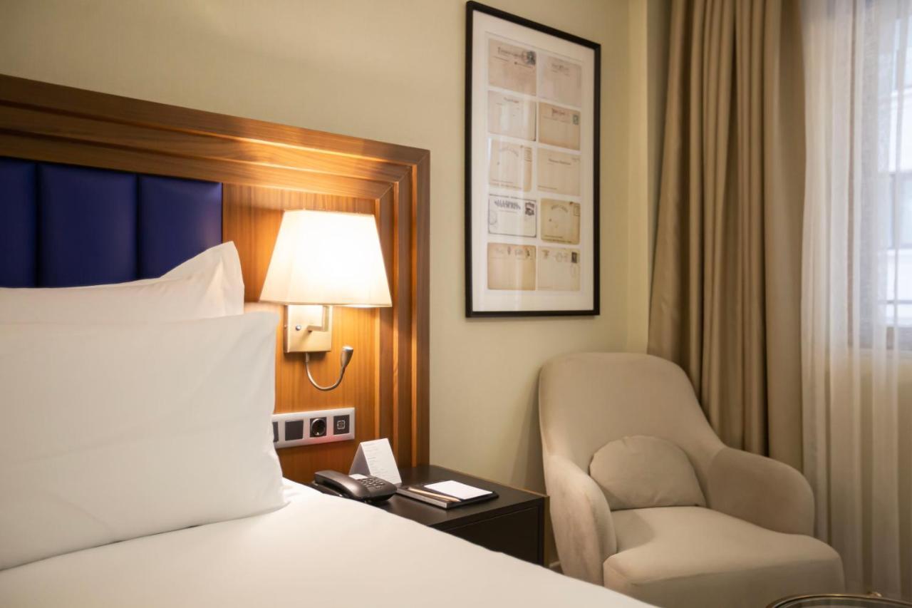 Deluxe Triple Room with Balcony