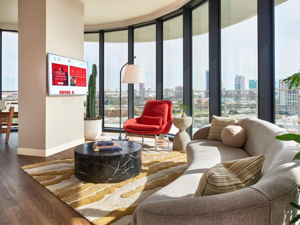Grand King Suite with Balcony