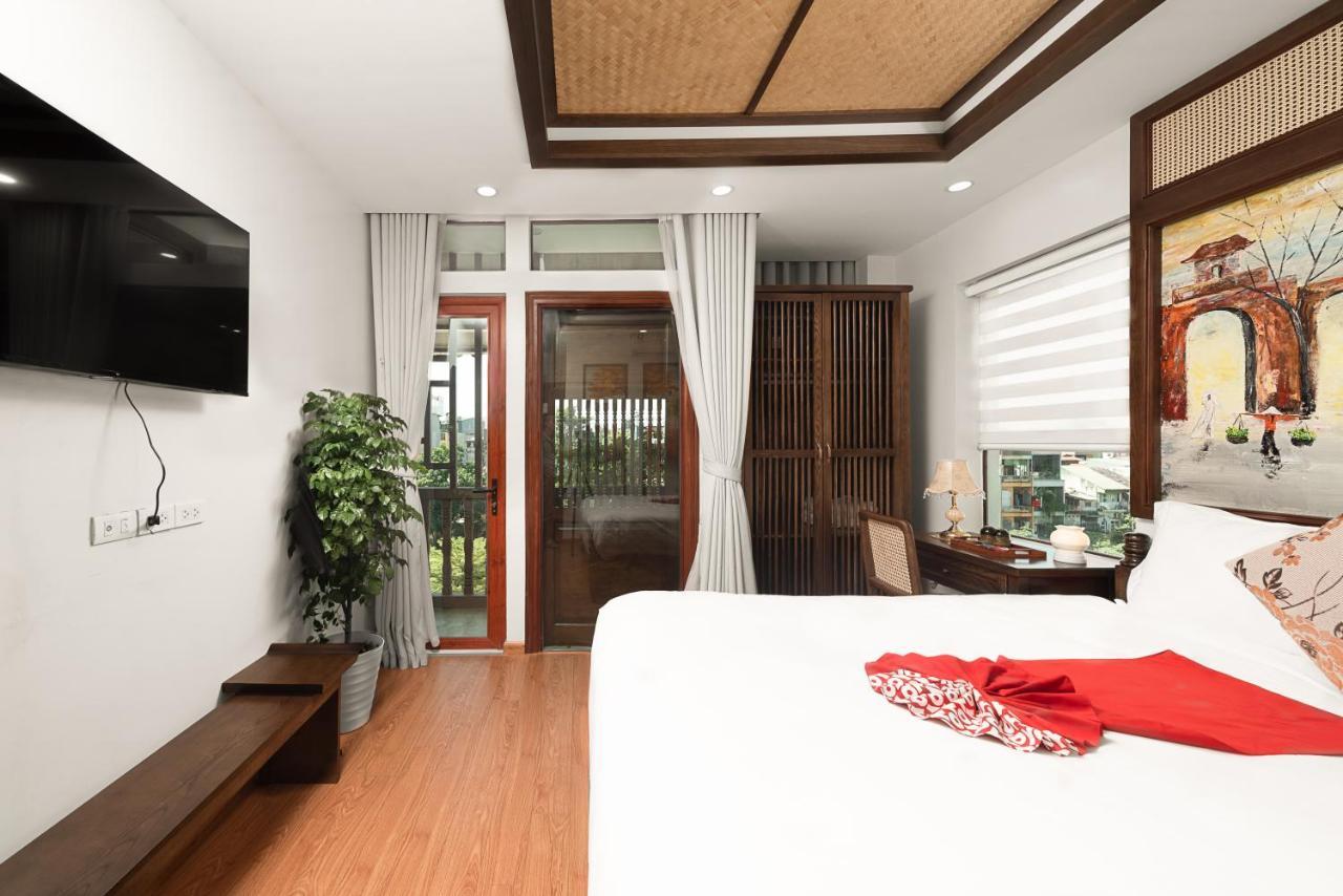 Junior Suite with Balcony