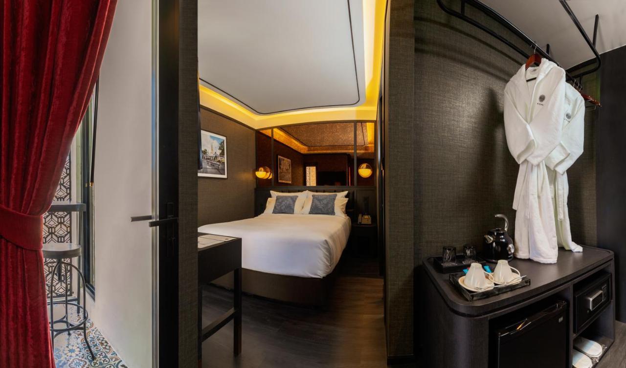 Standard Queen Room