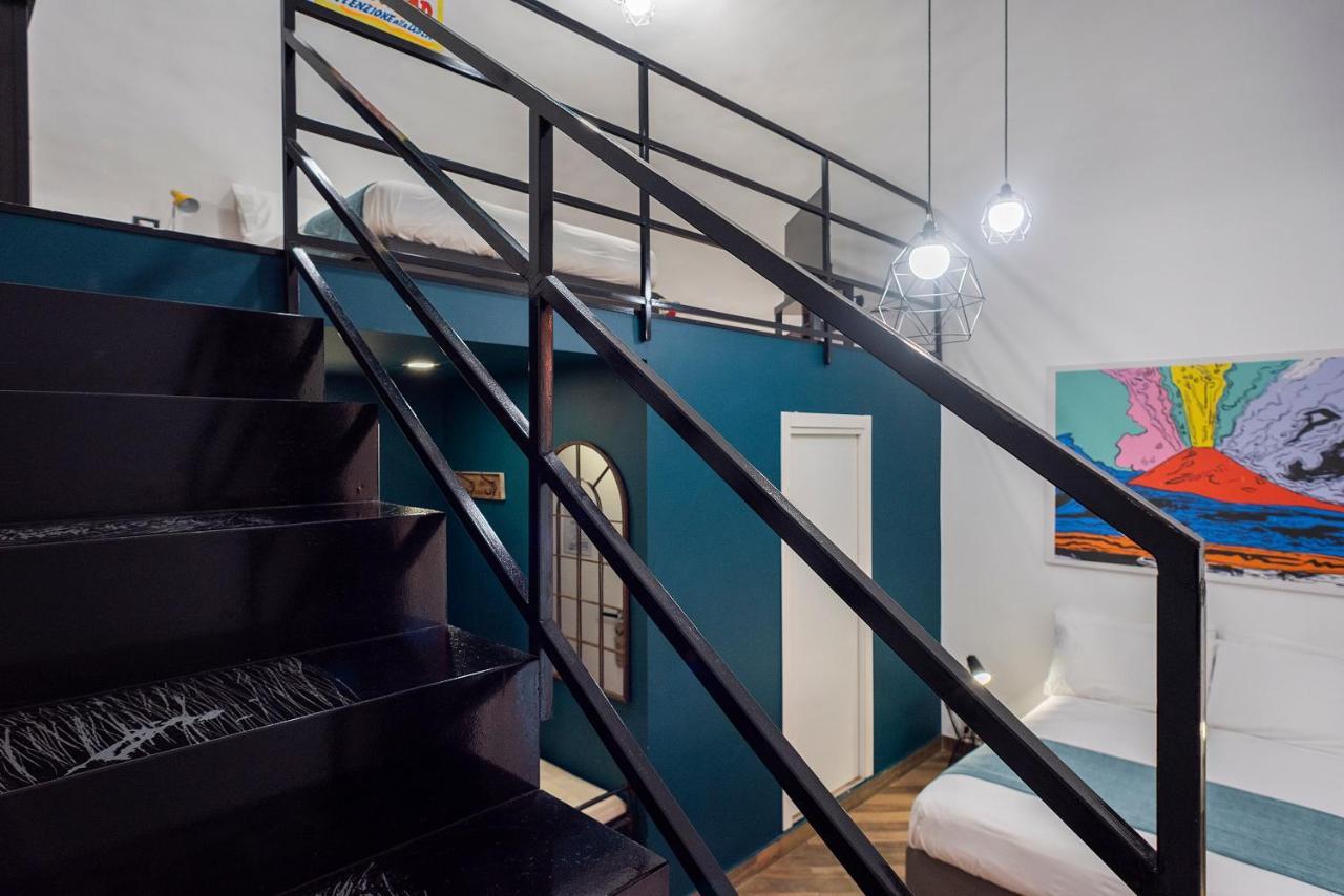 Duplex Quadruple Room