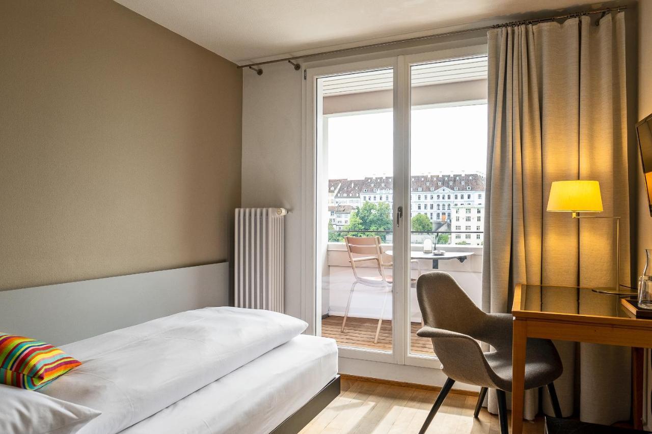 Single Room with Balcony
