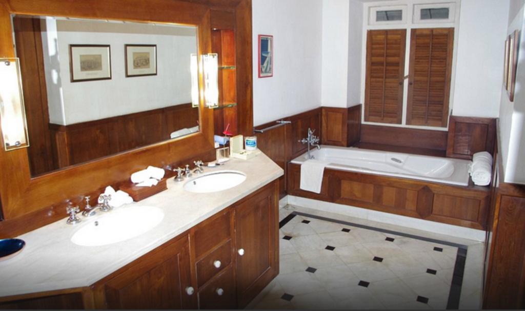 King Suite with Balcony