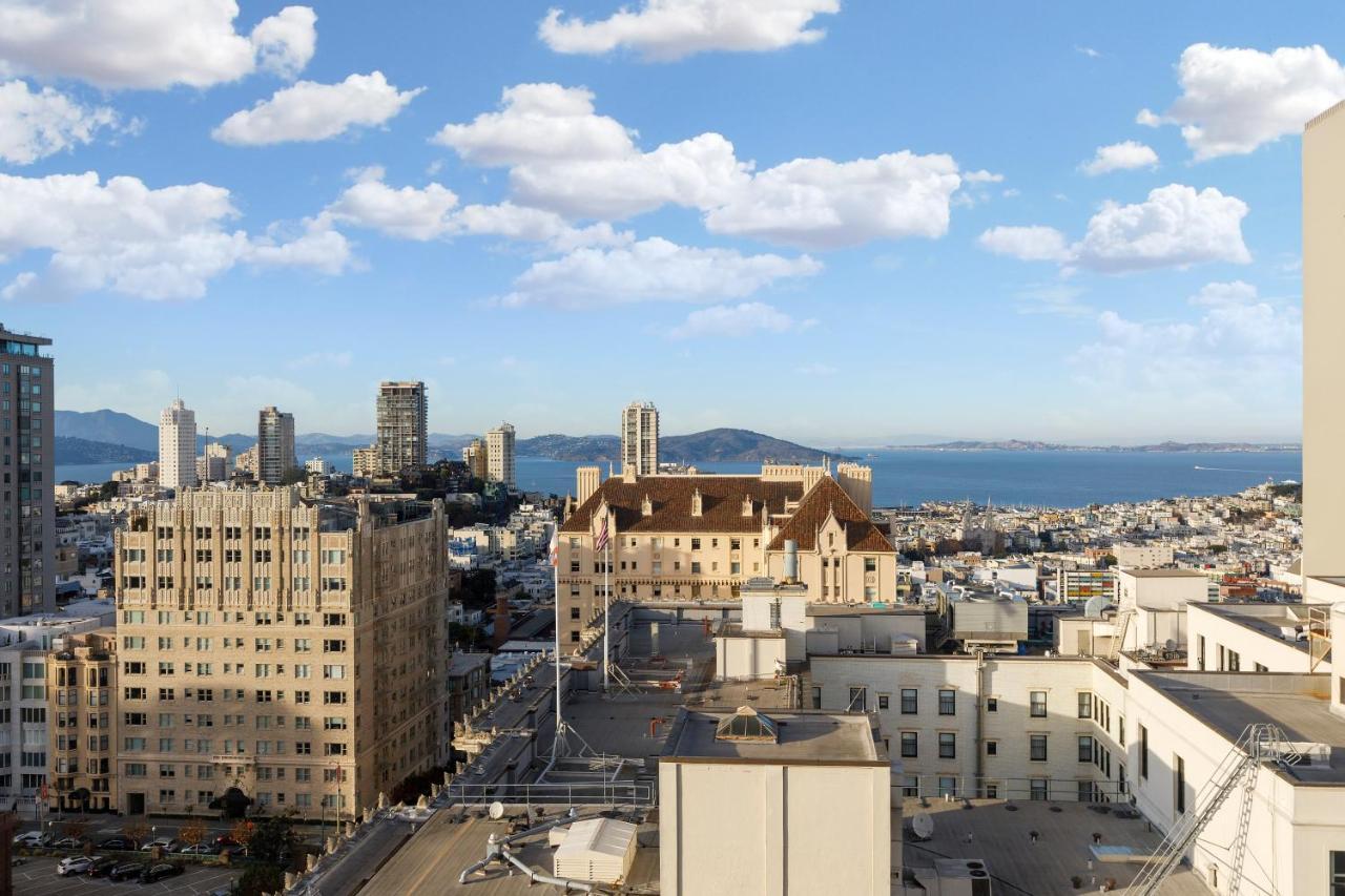 Classic King Room with Golden Gate Bridge View