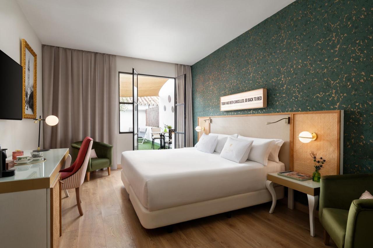 King Room with Balcony - Legend Terrace