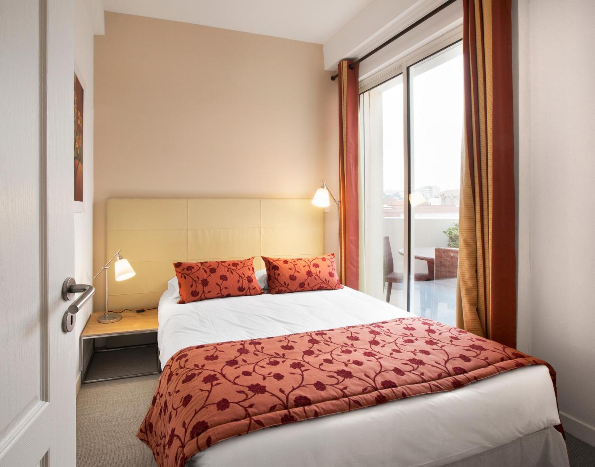 Two Bedroom Espace Apartment