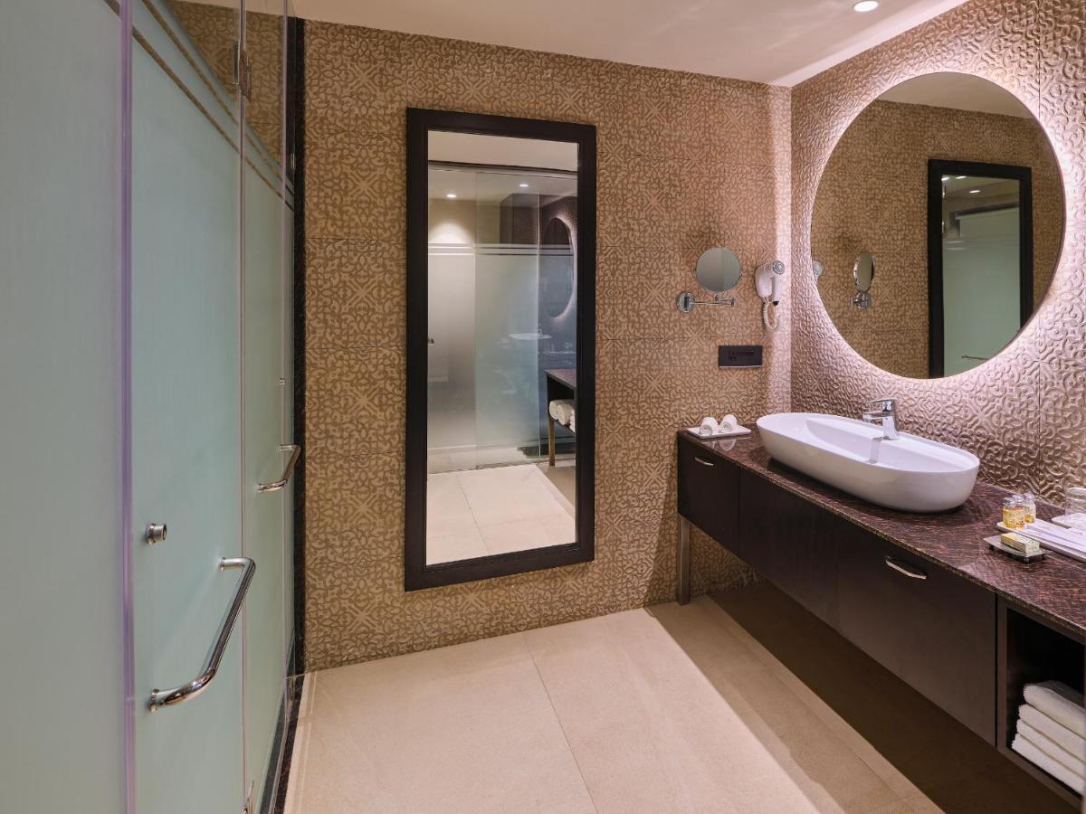 King Room with Balcony