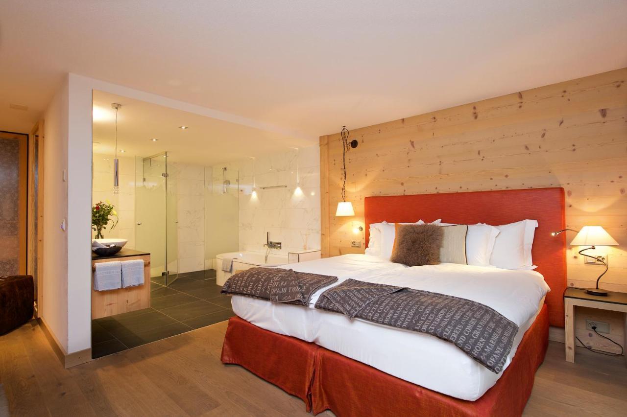 Garden Double Room with balcony