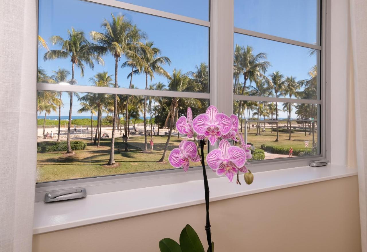 Oceanfront Two Double Beds