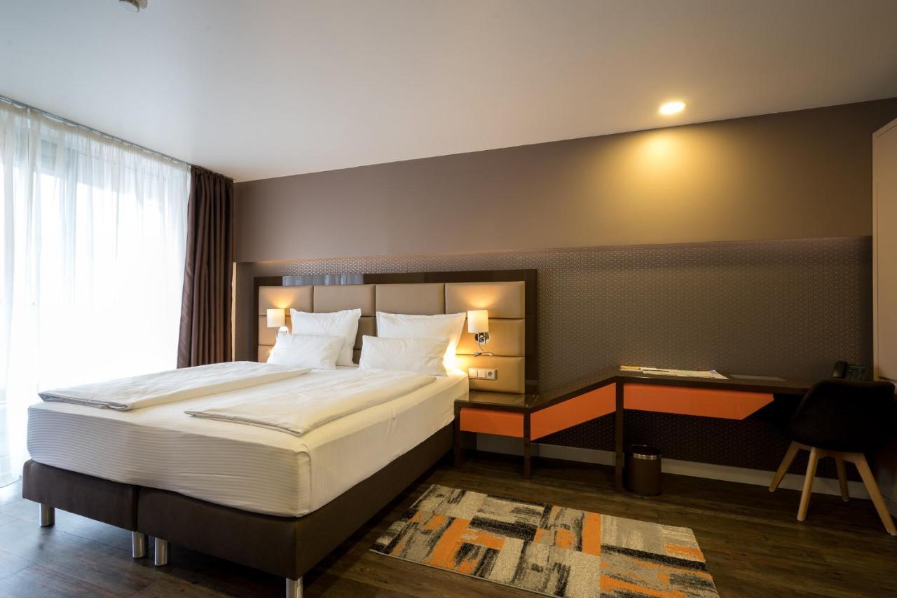 Executive Suite with Balcony