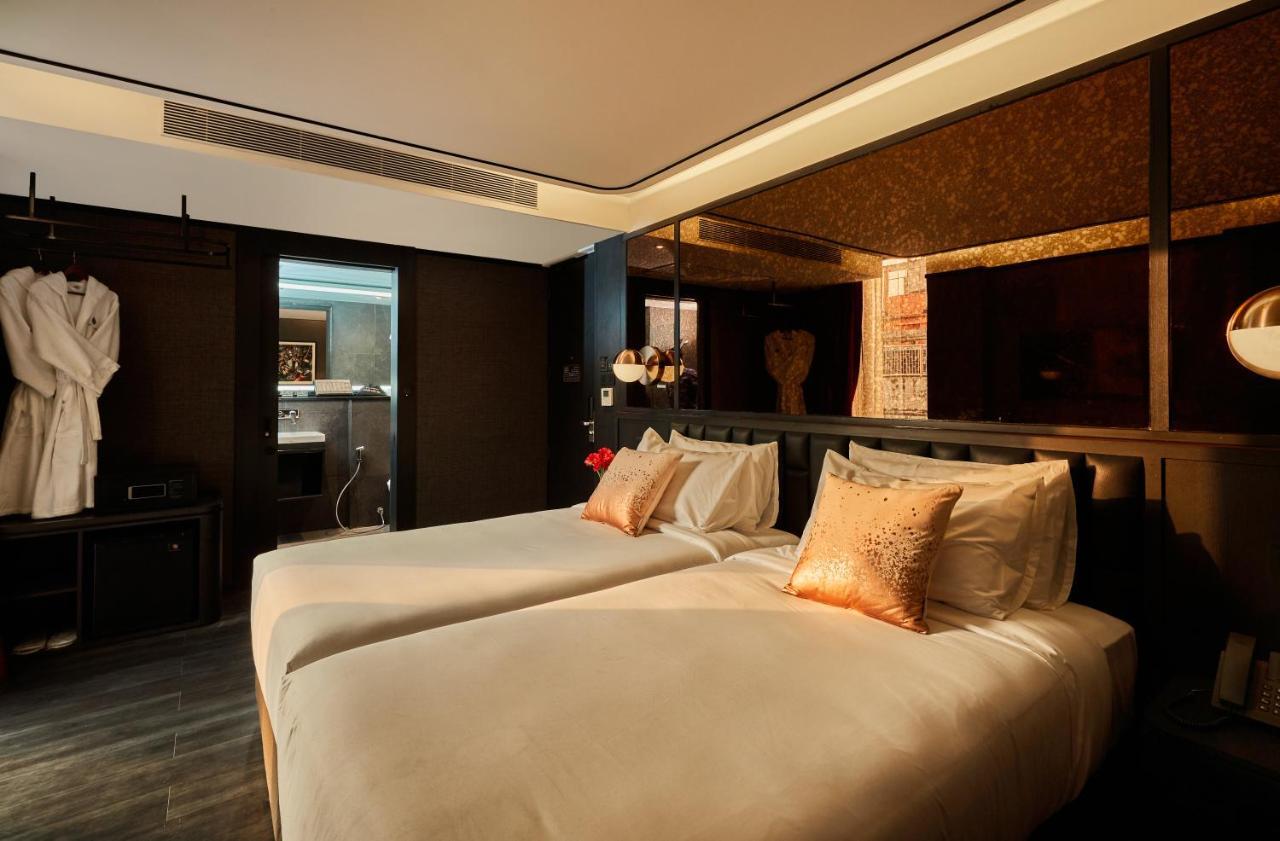 Premier Room