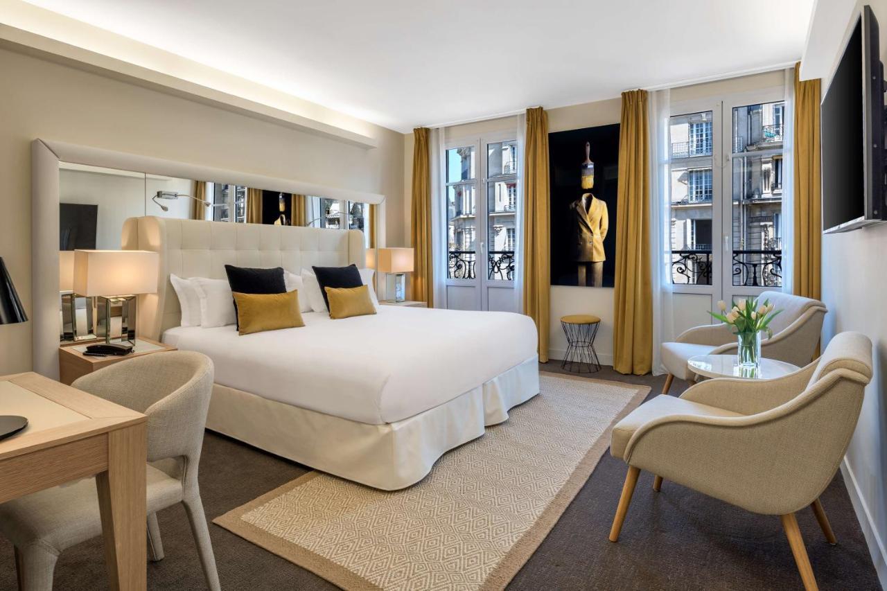 Junior King Suite City View