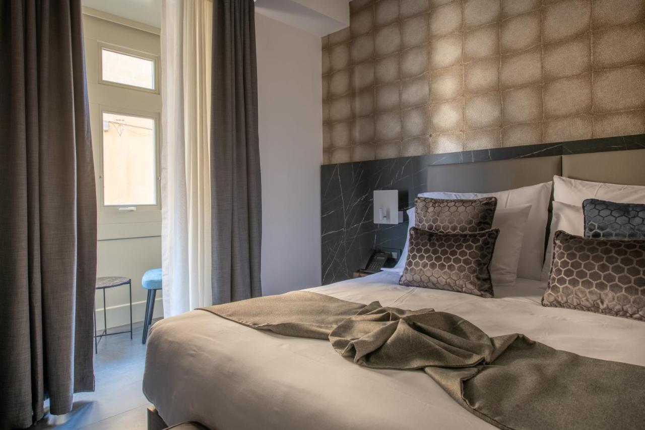 Deluxe Double or Twin Room with Balcony