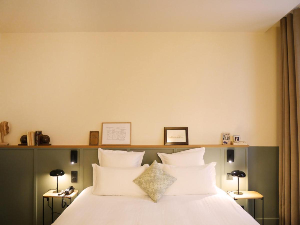 Privilege Room