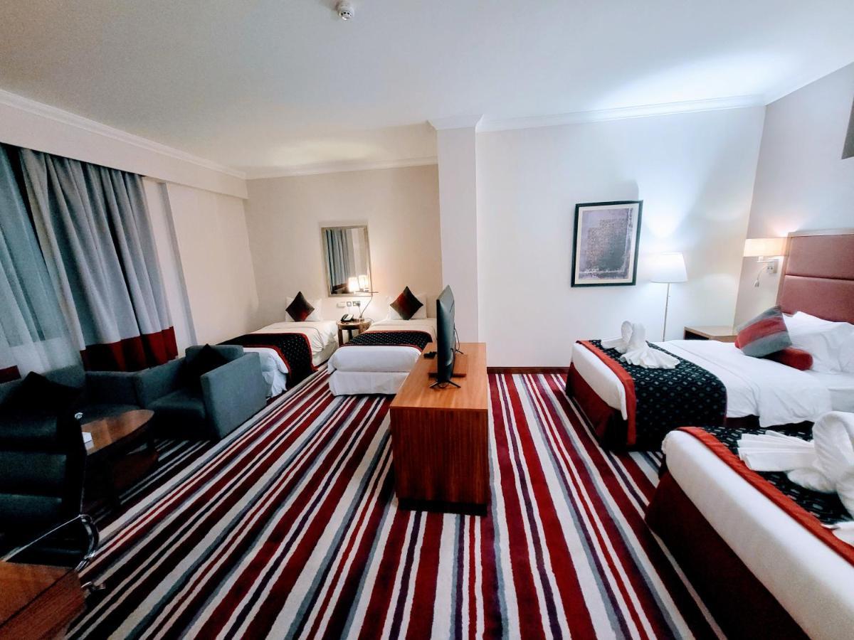 Standard Family Room