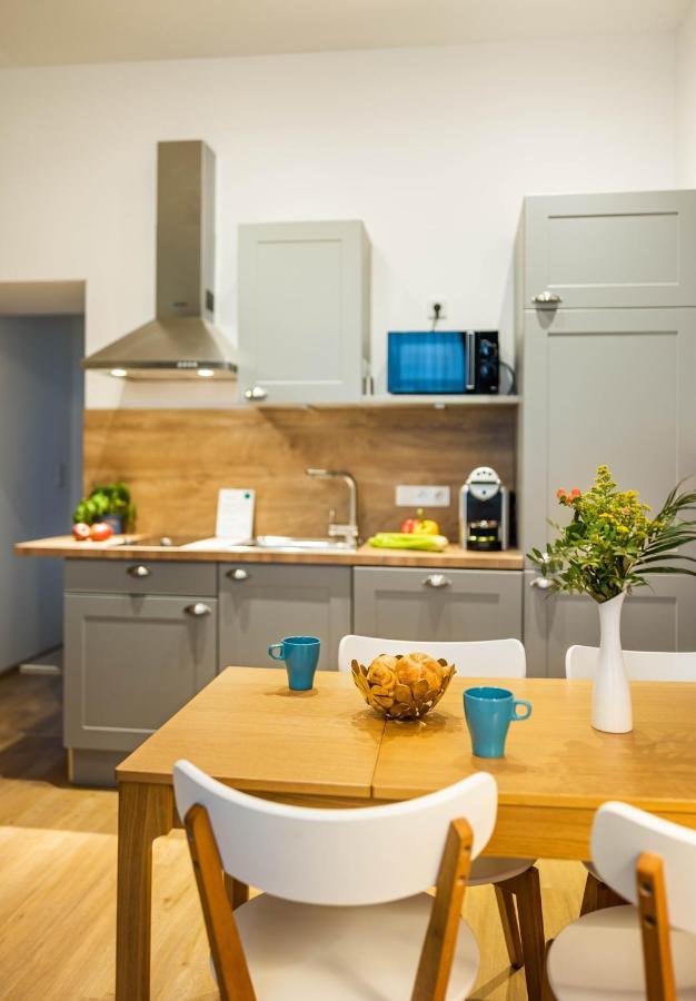 1-Bedroom Suite