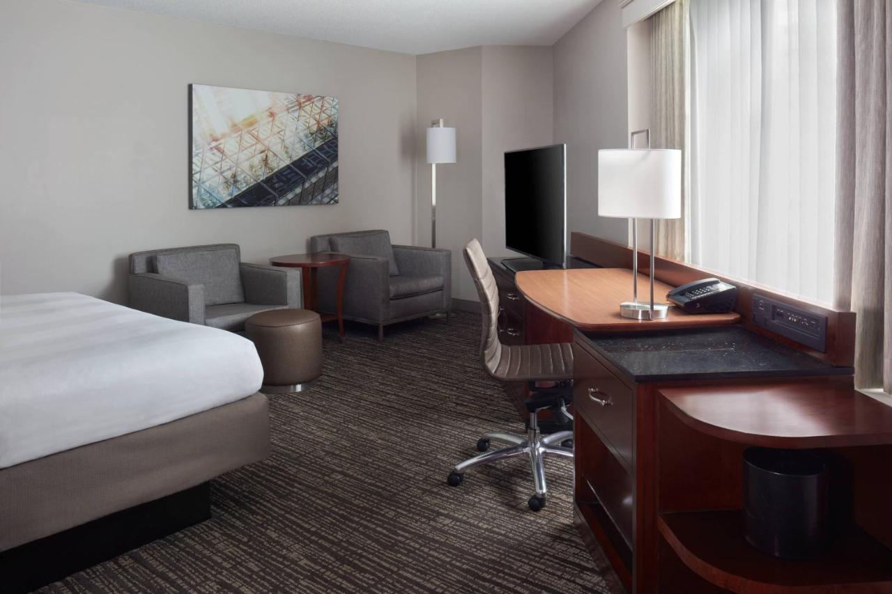 Guest Room, 1 King,1613416833:JPEG