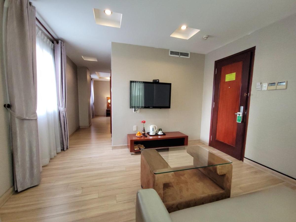 Aristo Suite room (Free mini-bar)