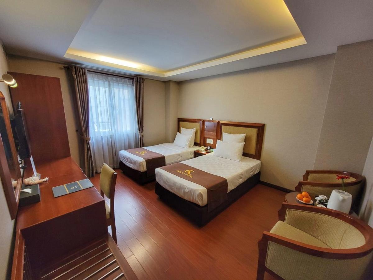 Premier Twin Room (Free Mini-bar)