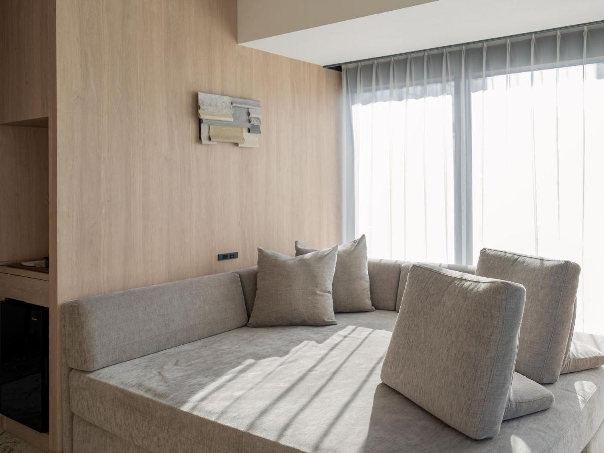 Corner Double Room