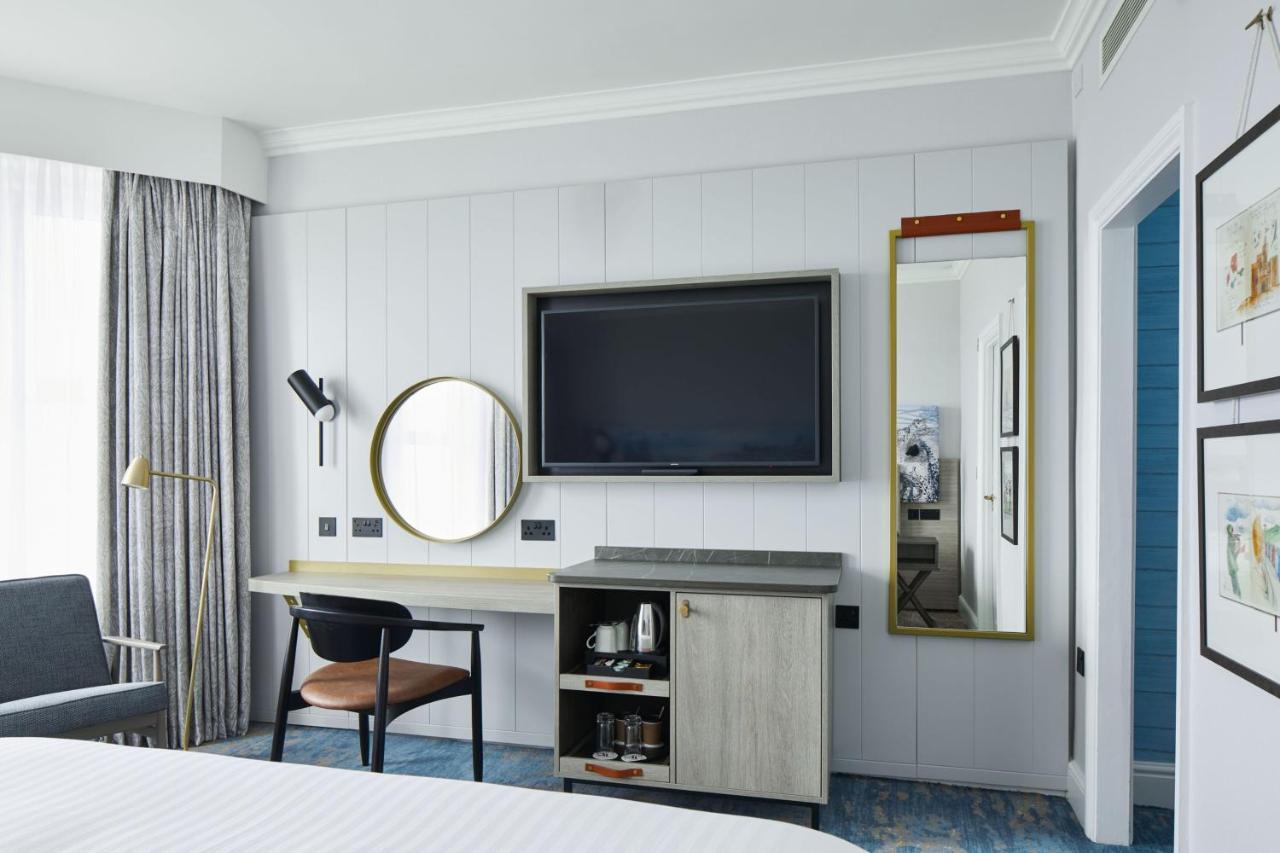 Deluxe King Room with Sea View