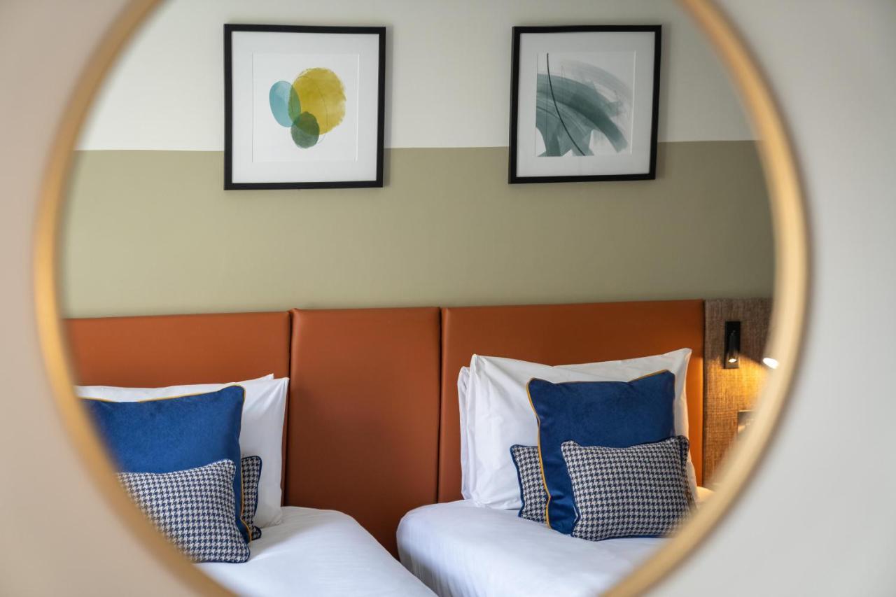 Standard Twin Room,1516439563:JPEG