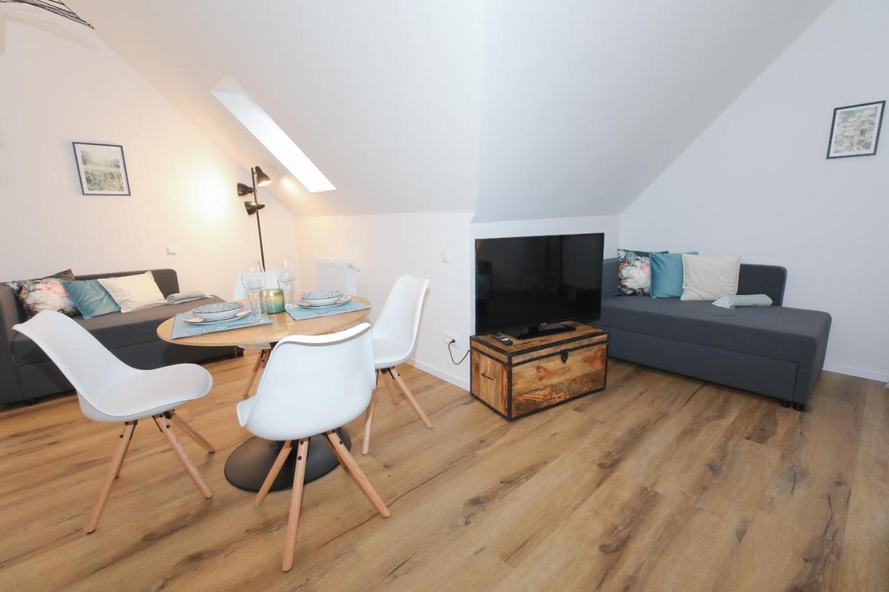 King Studio with Sofa Bed