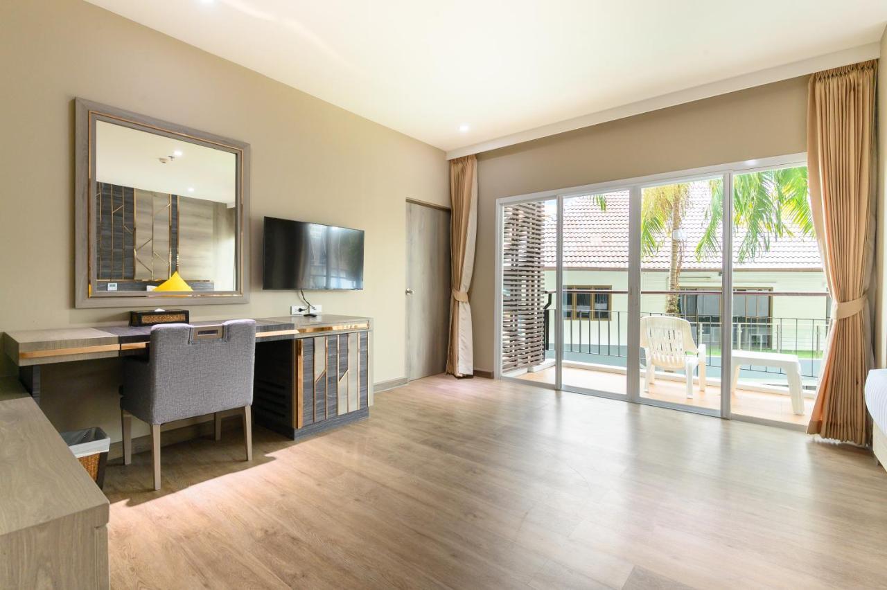 Deluxe Family Suite