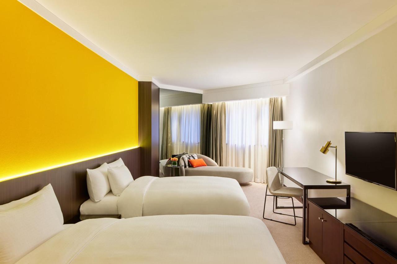 Premier Twin Room