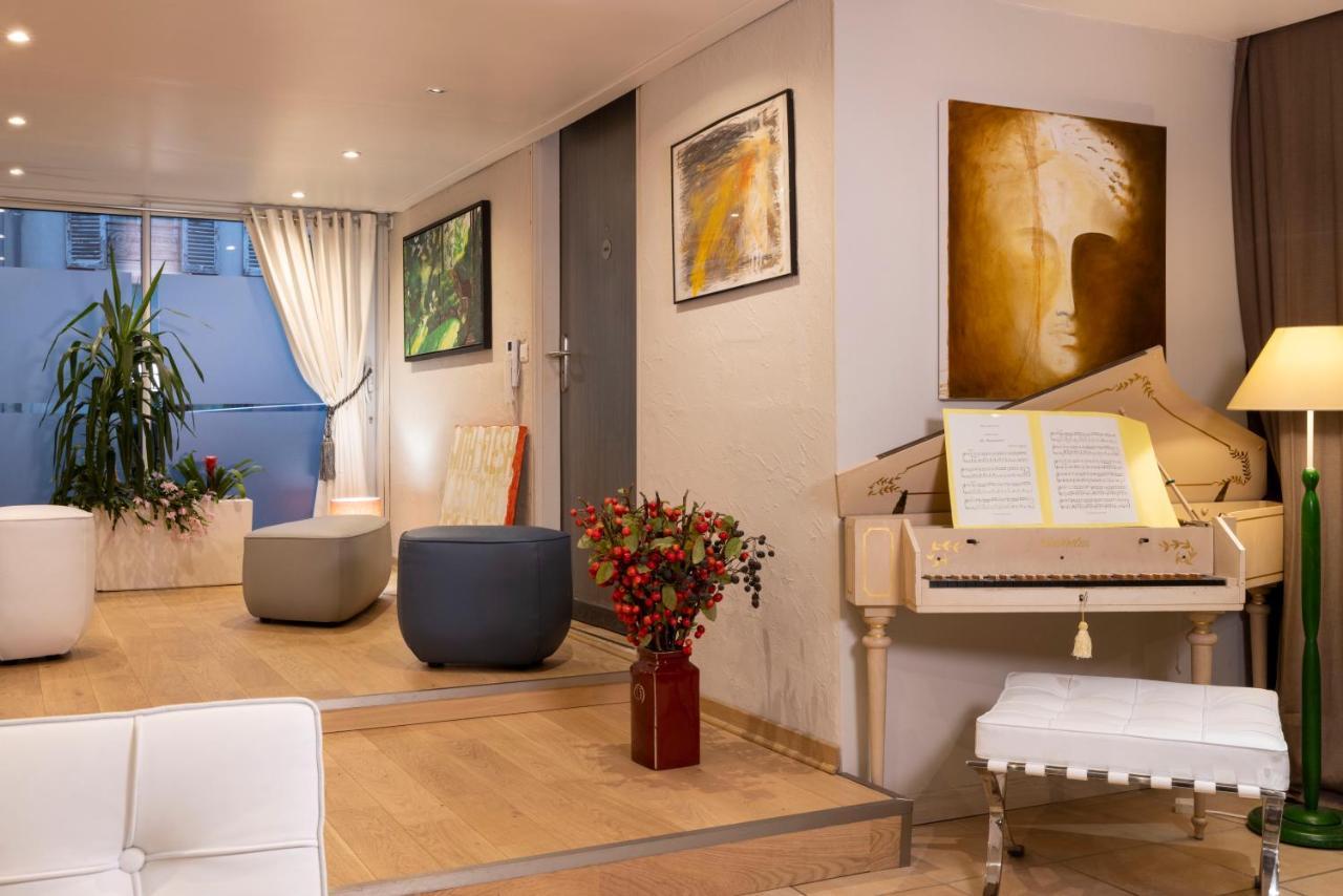 Deluxe Family Suite