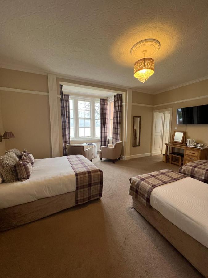 Superior Family Room