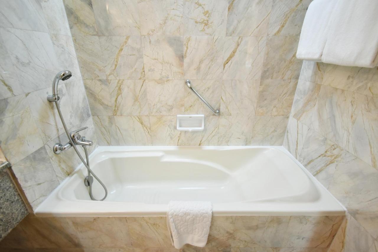 Deluxe Family Connecting Room