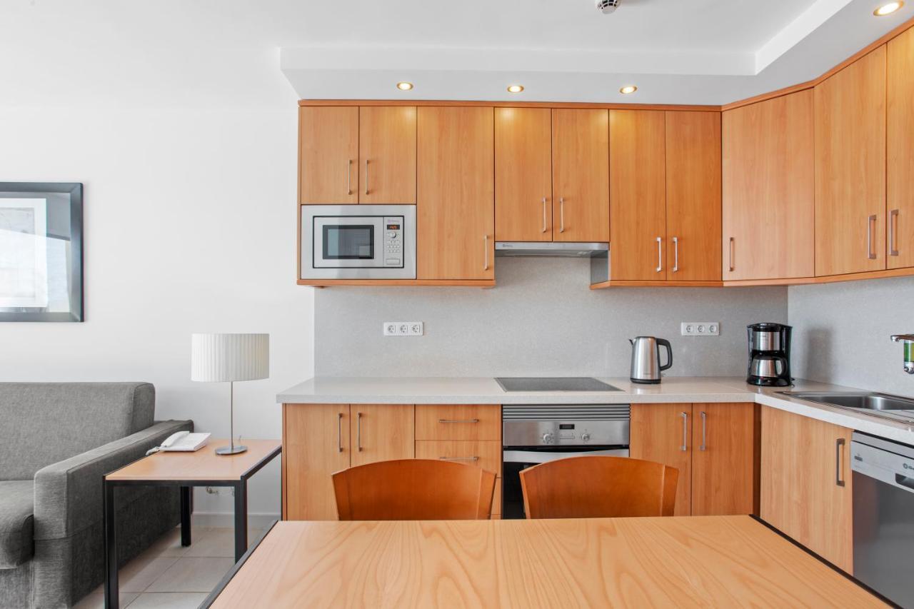 2 Bed Apartment, Terrace, Non-Smoking