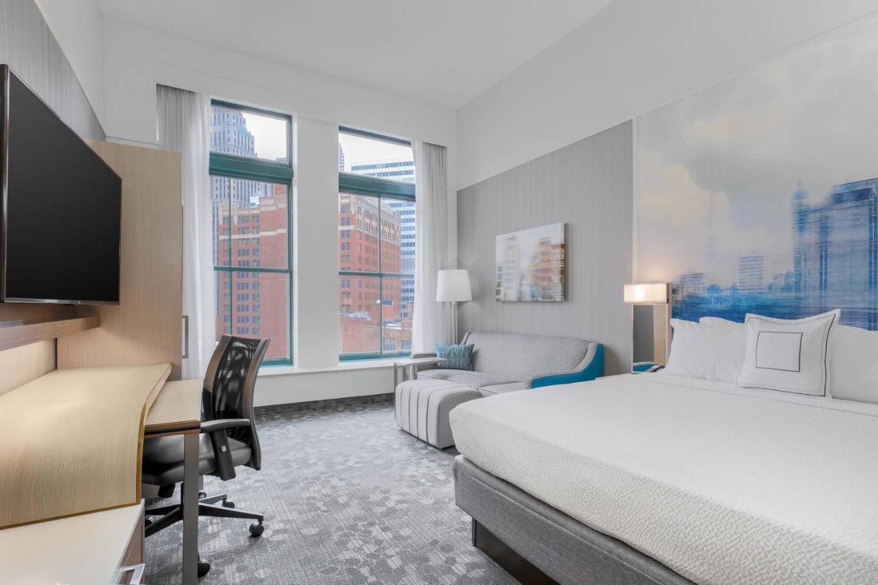 King Room with City View and Sofa Bed - Hearing Accessible