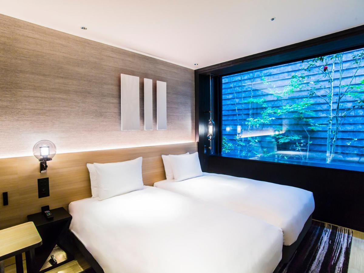 Deluxe Twin Room with Bathtub