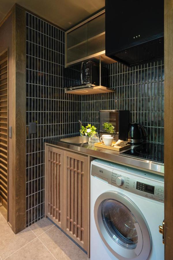 Superior Suite,1393306262:JPEG