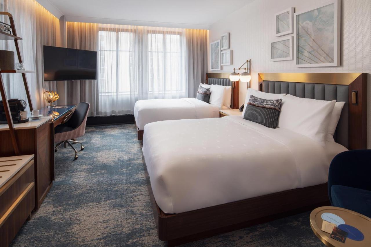 Queen Room With Two Queen Beds and City View - Hearing Accessible