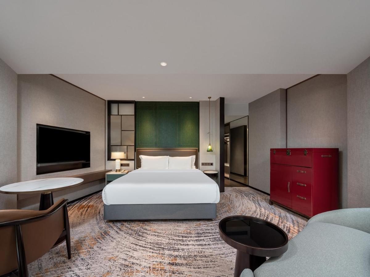 Premier Deluxe Room
