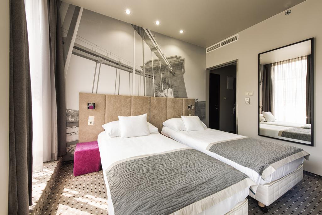 Double or Twin Room with Balcony